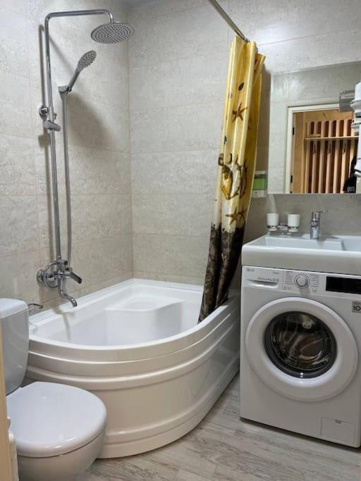 Miracle Apartment Samarkand Exterior photo
